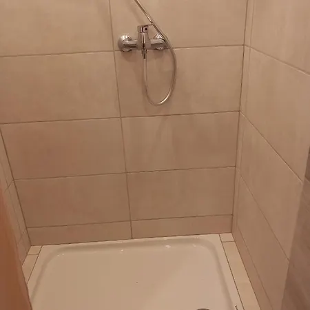 1 Bartoelke Apartment